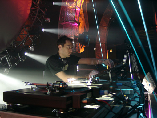 Paul_van_Dyk_DJing